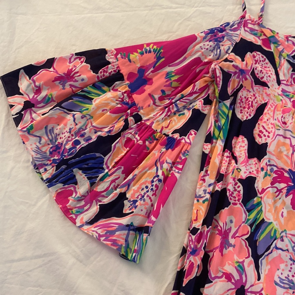 Lilly Pulitzer Alanna Top Cold Shoulder size medium EUC - Hard to find - Picture 9 of 12